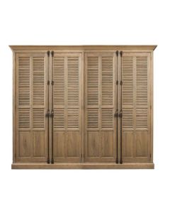 Kleiderschrank Im Landhausstil Aus Eiche, Verwittert. 4-türiger Jalousieschrank.